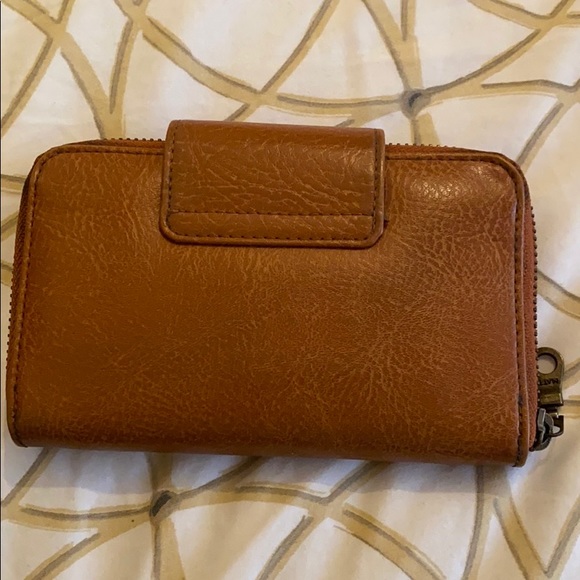 Matt & Nat Wallet - Picture 2 of 3